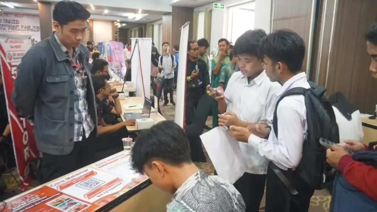 Buka 1.200 Lowongan Kerja Lulusan SD-S1, Dinperinaker Pekalongan Gelar Job Fair Sabtu 3 Oktober Buka 1.200 Lowongan Kerja Lulusan SD-S1, Dinperinaker Pekalongan Gelar Job Fair Sabtu 3 Oktober