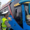 Cegah Kecelakaan, Satlantas Polres Kendal dan Dishub Periksa Kelaikan Bus serta Angkutan Barang