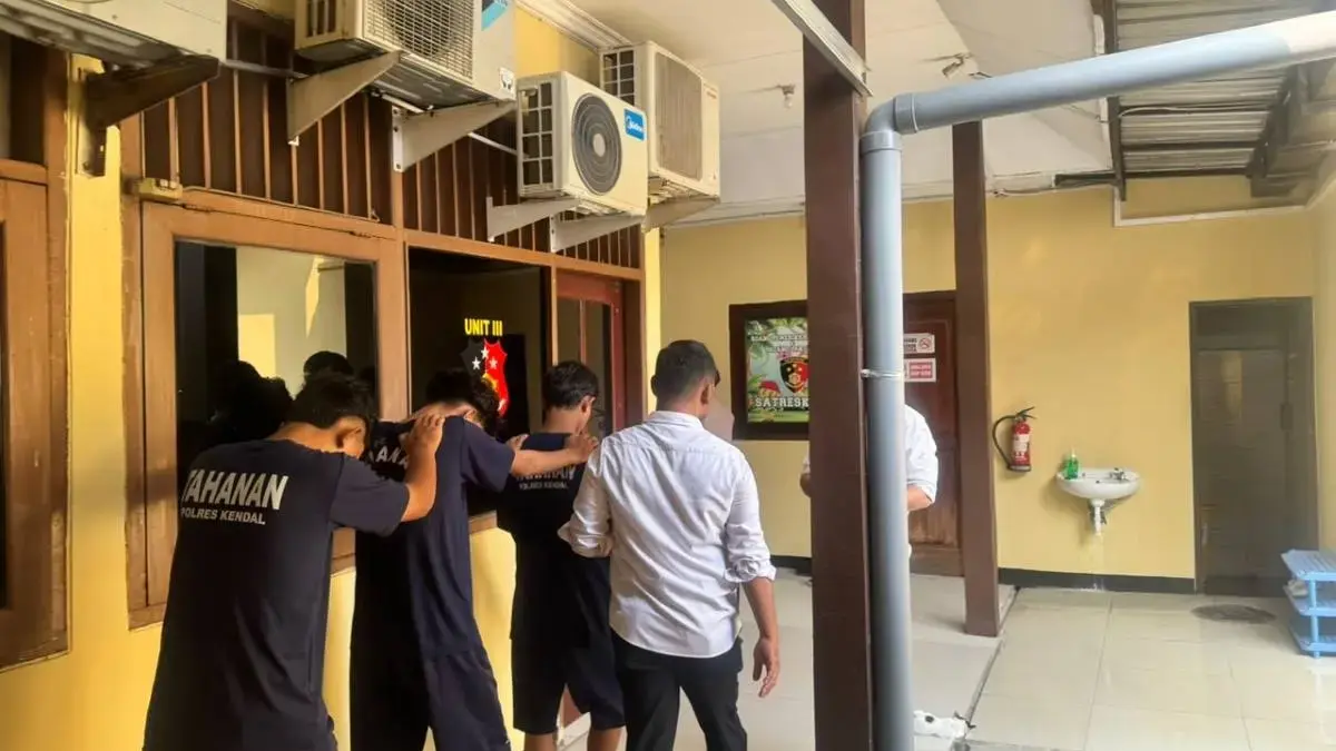 Gagalkan Rencana Tawuran di Kendal, Polisi Amankan Pelaku dan Sita Celurit Sepanjang 2 Meter