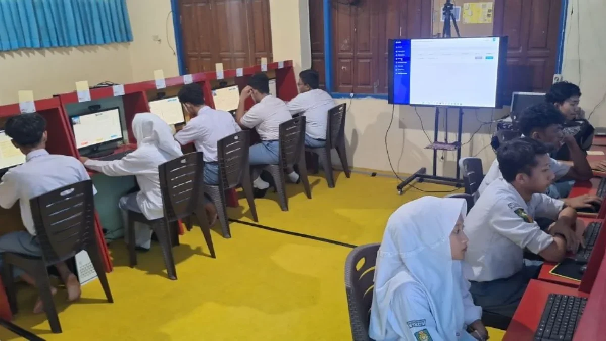 Hari Pertama TKA, MA Muhammadiyah Batang Targetkan Banyak Siswa Lolos PTN Favorit Hari Pertama TKA, MA Muhammadiyah Batang Targetkan Banyak Siswa Lolos PTN Favorit