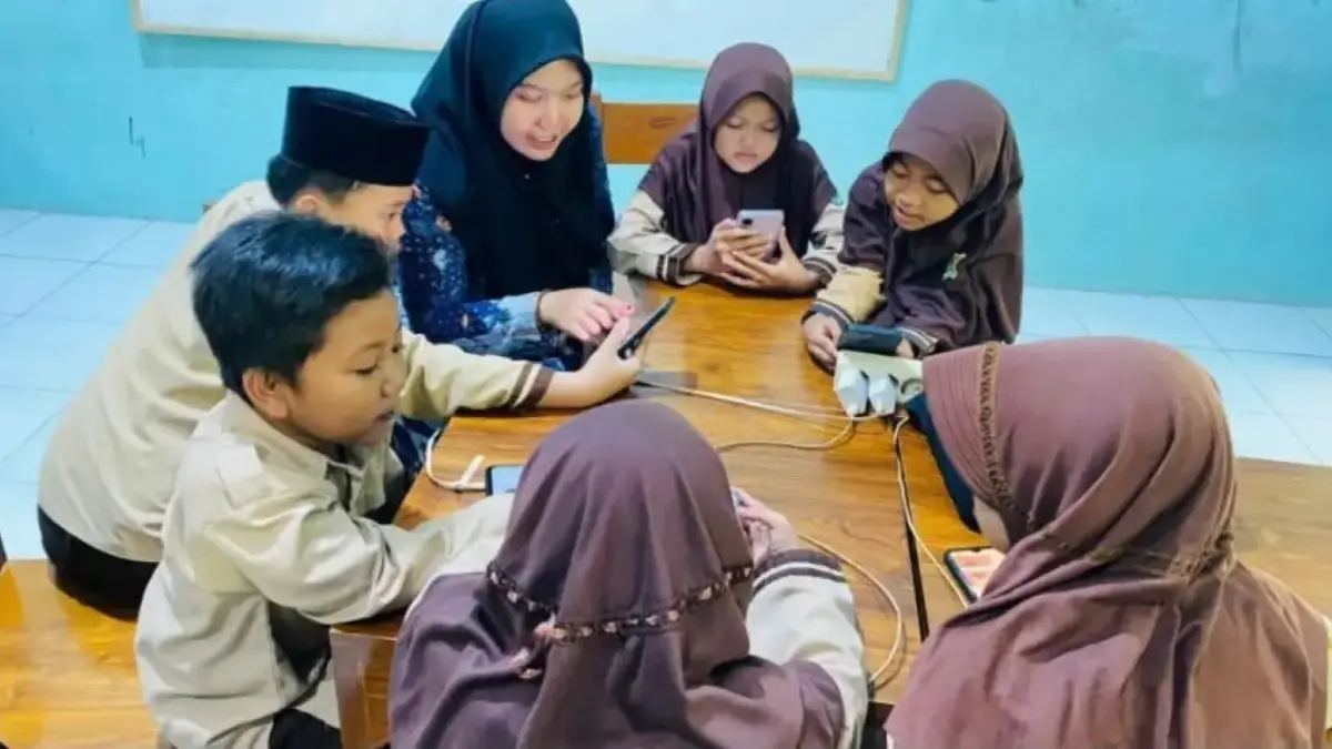 Manfaatkan Platform Alef Education, MI Salafiyah Sembungjambu Pekalongan Sukses Terapkan Digitalisasi Manfaatkan Platform Alef Education, MI Salafiyah Sembungjambu Pekalongan Sukses Terapkan Digitalisasi
