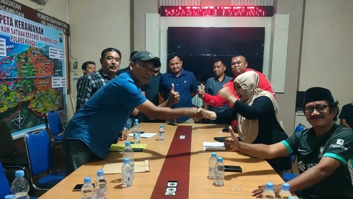 Mediasi di Polres Kendal Berakhir Damai, SPPG Tlahab Sepakat Gandeng KPUS Pasok Telur MBG Mediasi di Polres Kendal Berakhir Damai, SPPG Tlahab Sepakat Gandeng KPUS Pasok Telur MBG
