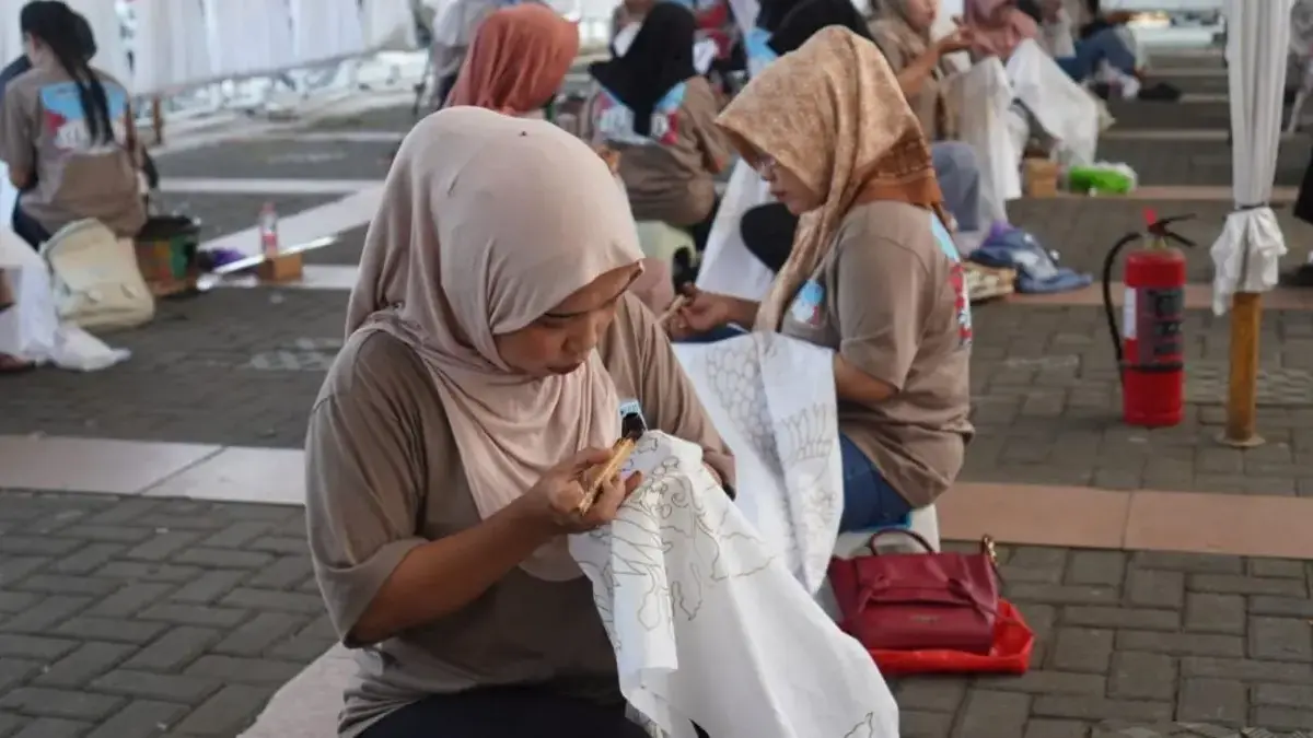 Museum Batik Pekalongan Gelar Lomba Ngerensi, Dorong Regenerasi Pembatik Muda Pesisiran Museum Batik Pekalongan Gelar Lomba Ngerensi, Dorong Regenerasi Pembatik Muda Pesisiran