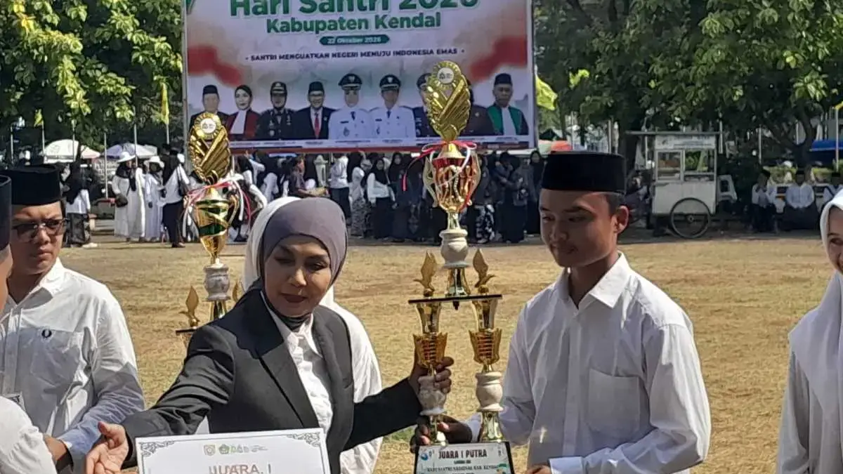 Peringatan HSN 2026, Bupati Kendal Dyah Kartika Minta Santri Kuasai Teknologi dan Berinovasi