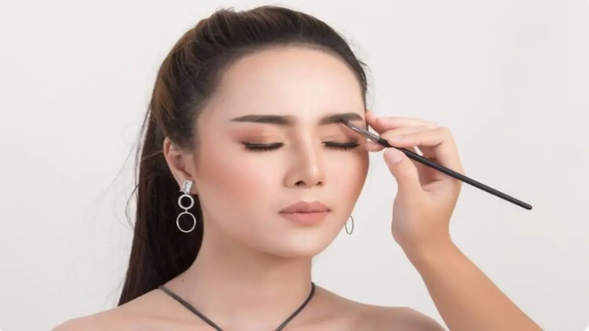 rekomendasi pensil alis lokal waterproof