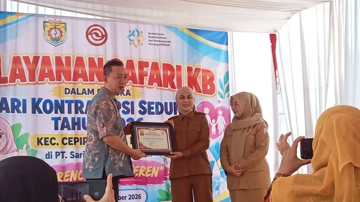 Tekan Risiko Kehamilan, Pemkab Kendal Gelar Safari KB Jemput Bola Bagi Pekerja Pabrik Tekan Risiko Kehamilan, Pemkab Kendal Gelar Safari KB Jemput Bola Bagi Pekerja Pabrik
