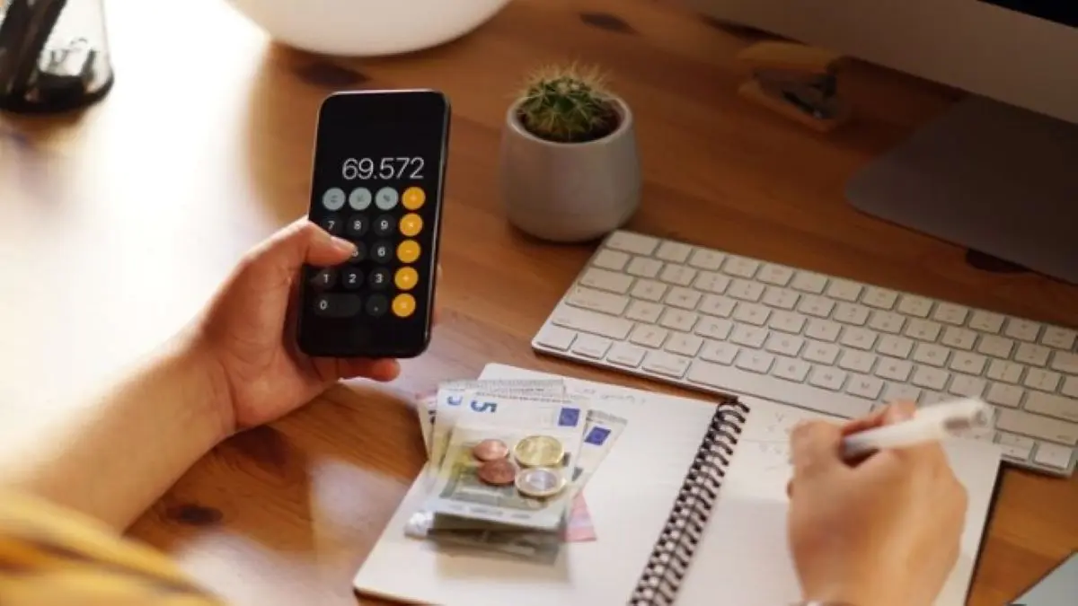 Tips Mengatur Keuangan Bulanan untuk Gaji 2,5 Juta agar Tetap Bisa Menabung dan Tidak Boros Tips Mengatur Keuangan Bulanan untuk Gaji 2,5 Juta