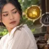 arti kejatuhan cicak di pundak kanan